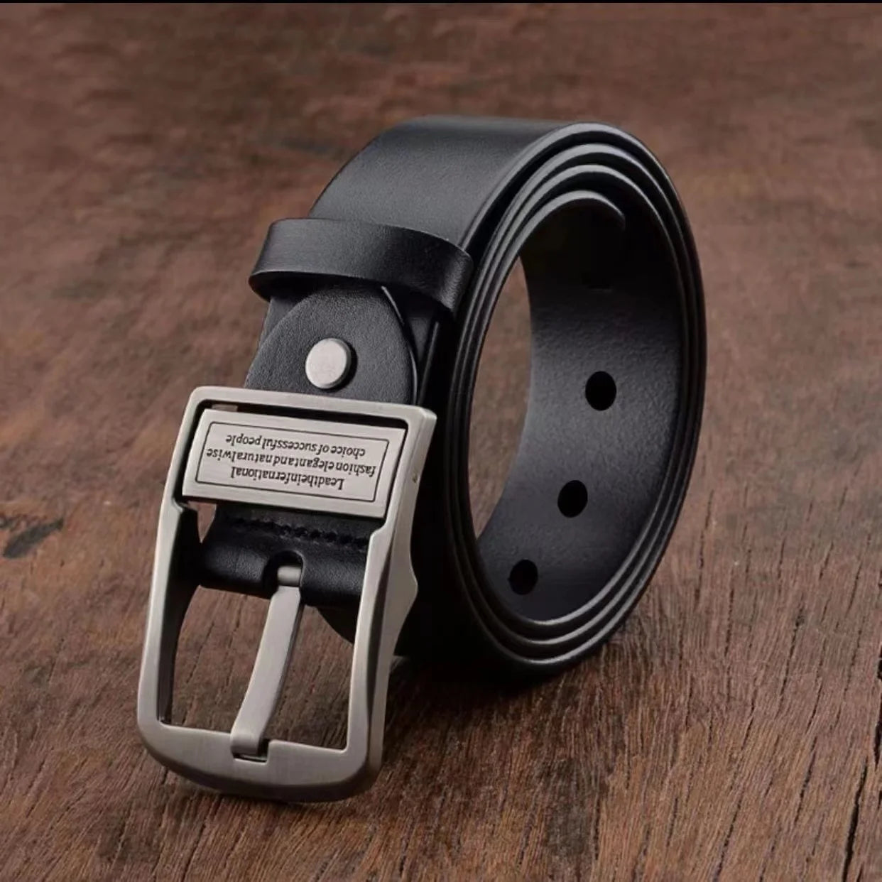 New Men's Leather Belt: Fashionable Cowhide with Metal Alloy Pin Buckle
