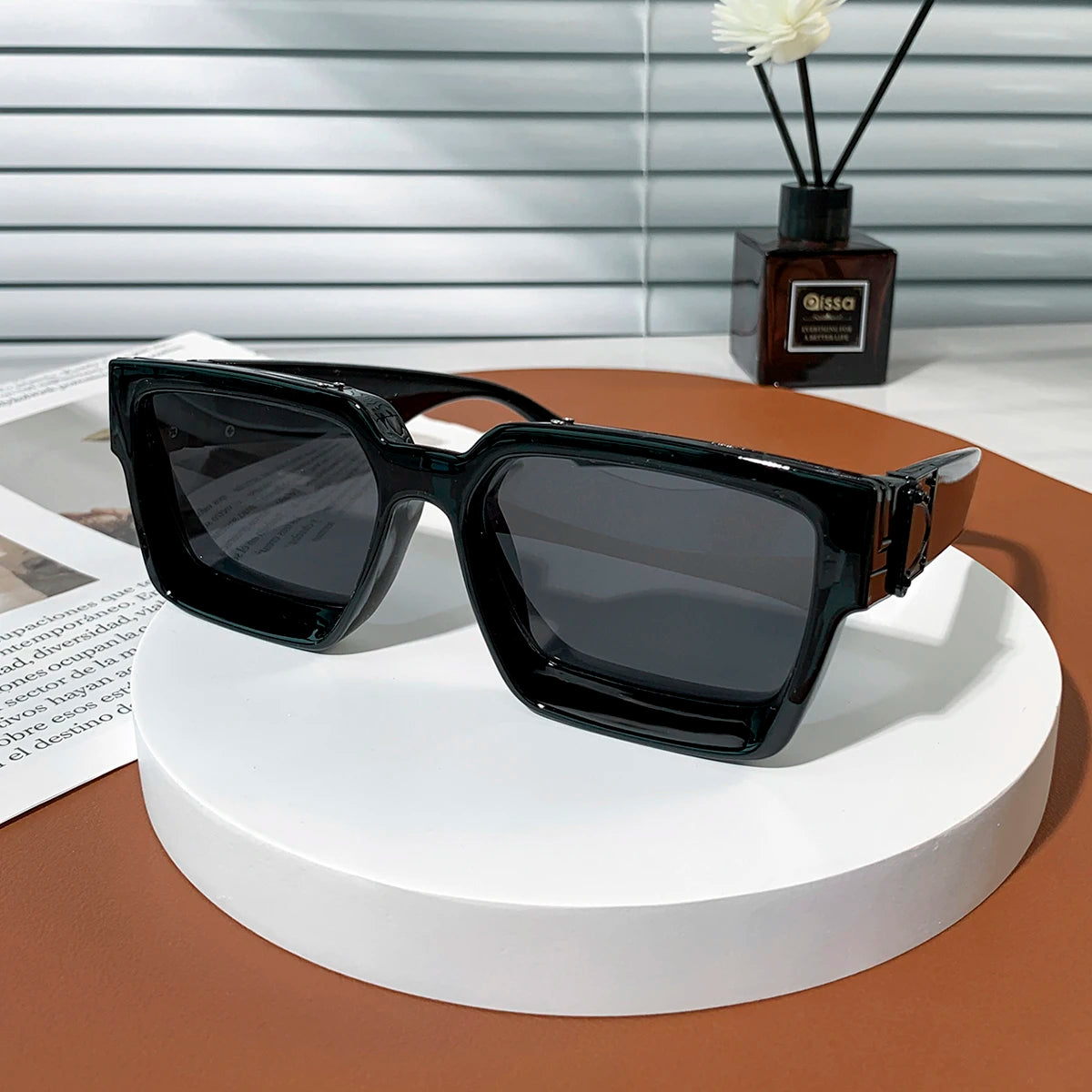 Luxury 2025 Retro Sunglasses: Famous Designer Shades for Men