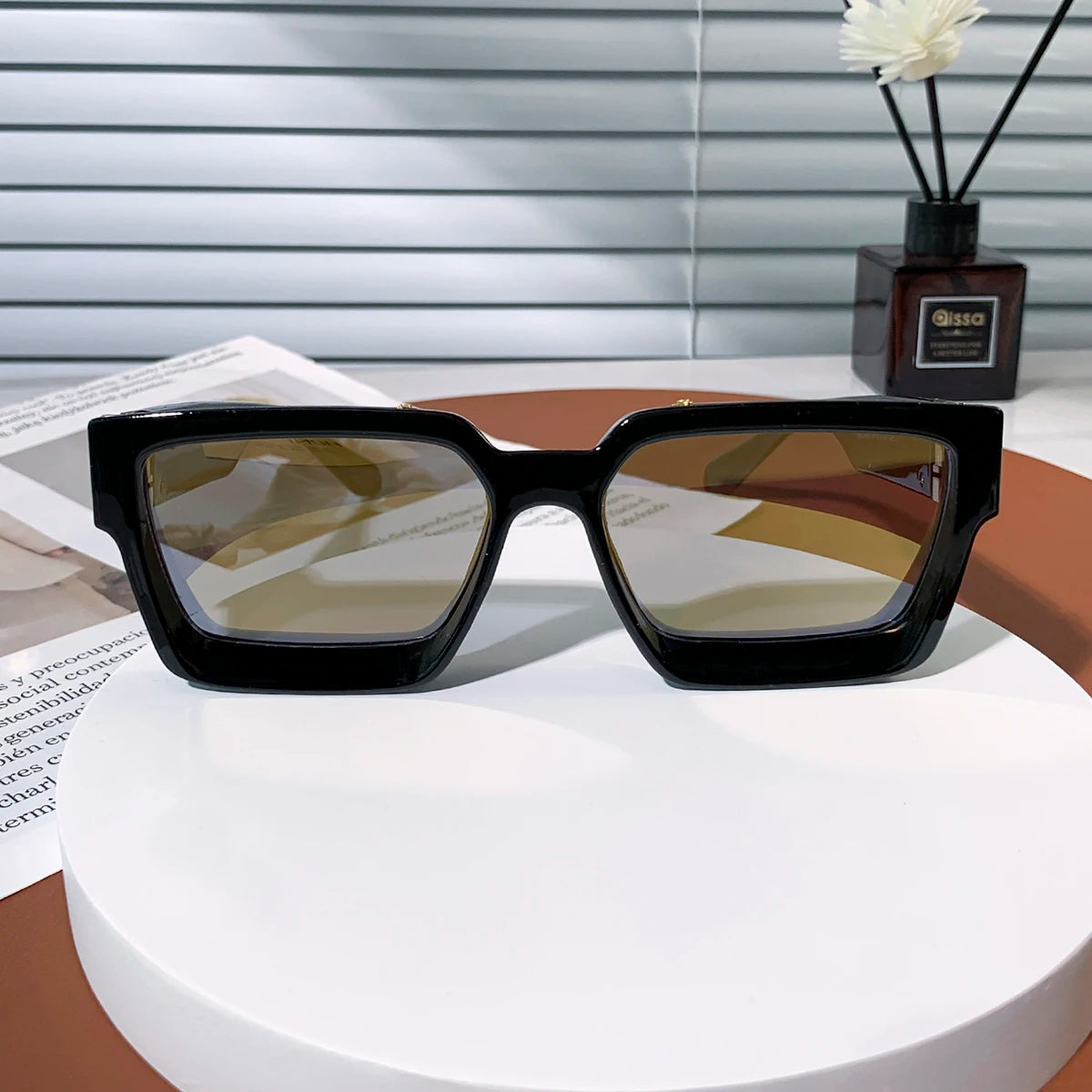 Luxury 2025 Retro Sunglasses: Famous Designer Shades for Men